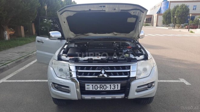 Mitsubishi Pajero 2014, 135,000 km - 3.8 л - Bakı