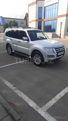 Mitsubishi Pajero 2014, 135,000 km - 3.8 л - Bakı