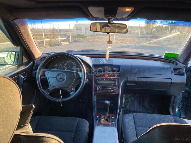 Mercedes C 240 1997, 278,100 km - 2.4 l - Bakı