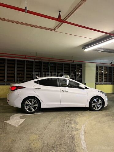 Hyundai Elantra 2015, 185,000 km - 1.6 l - Bakı