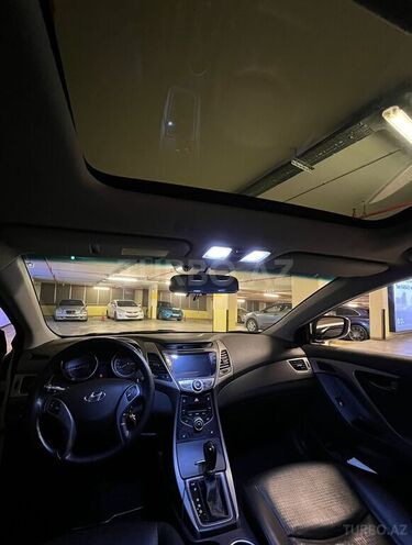 Hyundai Elantra 2015, 185,000 km - 1.6 l - Bakı