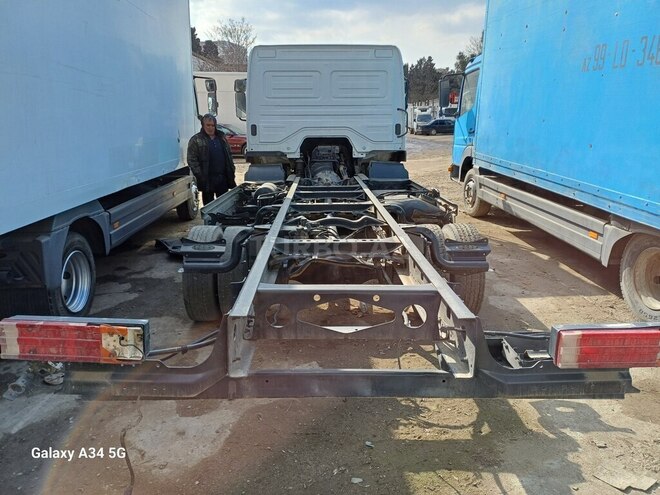 Mercedes Atego 815 1999, 583,582 km - 4.3 l - Bakı