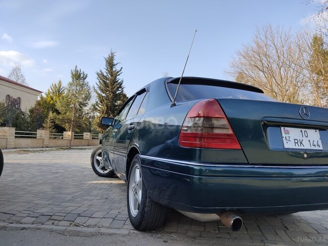 Mercedes C 180 1995, 446,000 km - 1.8 l - Saatlı