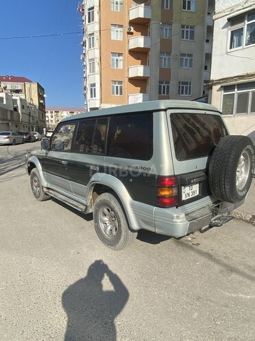 Mitsubishi Pajero 1994, 270,000 km - 2.8 l - Sumqayıt