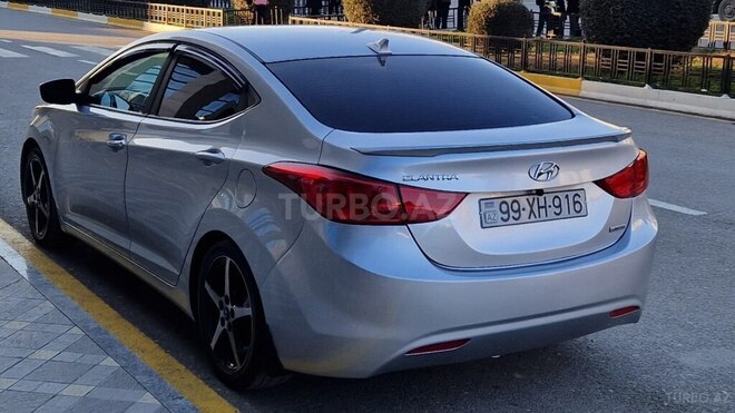 Hyundai Elantra 2013, 110,000 km - 1.8 л - Sumqayıt