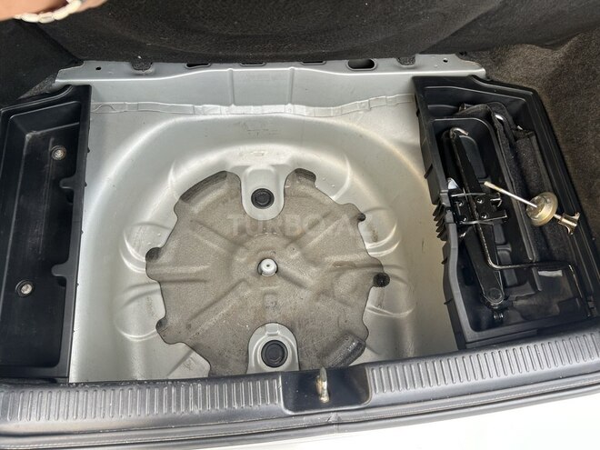 Toyota Corolla 2005, 216,234 km - 1.4 l - Bakı