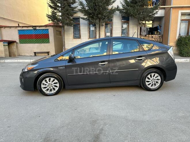 Toyota Prius 2014, 289,682 km - 1.8 l - Bakı