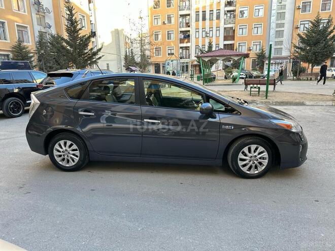 Toyota Prius 2014, 289,682 km - 1.8 l - Bakı