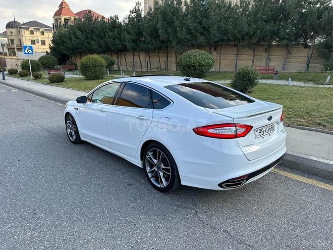 Ford Fusion 2015, 200,000 km - 2.0 l - Bakı