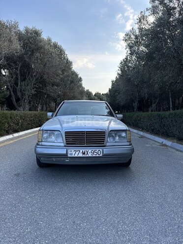 Mercedes E 220 1993, 481,000 km - 2.2 l - Bakı