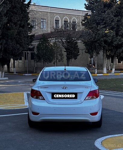 Hyundai Accent 2016, 524,700 km - 1.6 l - Bakı