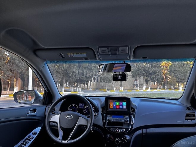 Hyundai Accent 2016, 524,700 km - 1.6 l - Bakı