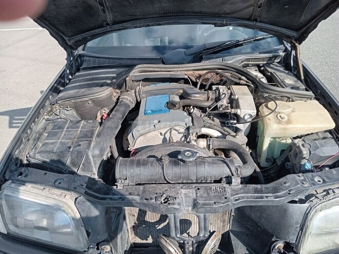 Mercedes C 180 1993, 590,000 km - 1.8 l - Şəki