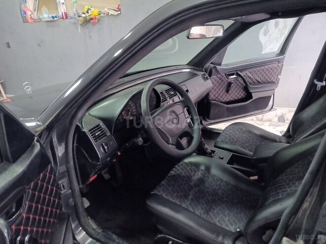 Mercedes C 180 1993, 590,000 km - 1.8 l - Şəki