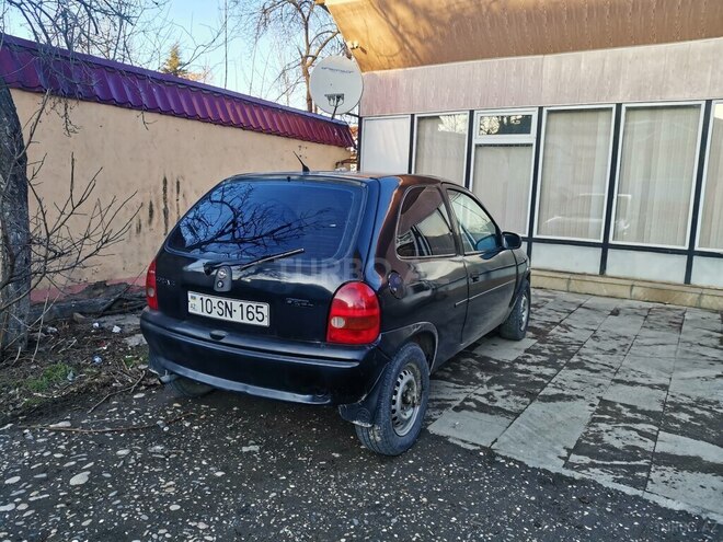 Opel Corsa 1994, 366,600 km - 1.4 l - Qusar