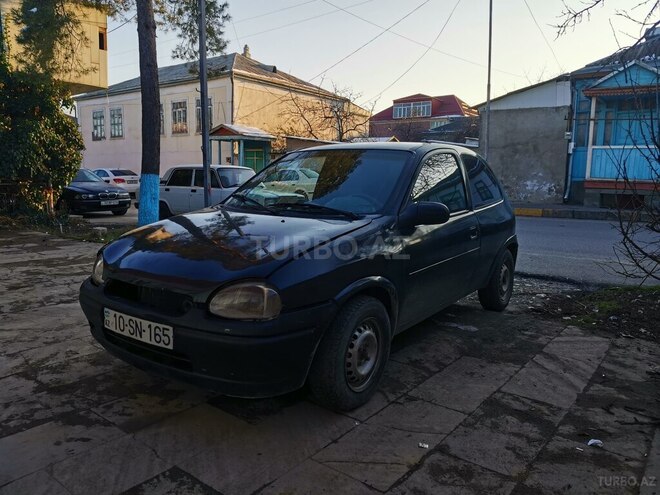 Opel Corsa 1994, 366,600 km - 1.4 l - Qusar