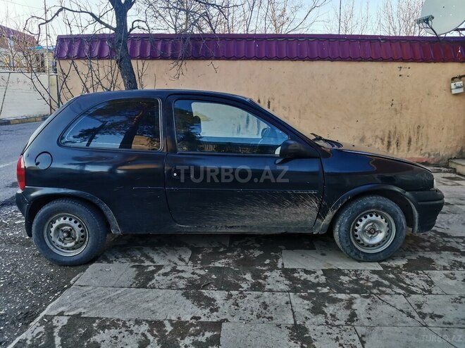 Opel Corsa 1994, 366,600 km - 1.4 l - Qusar