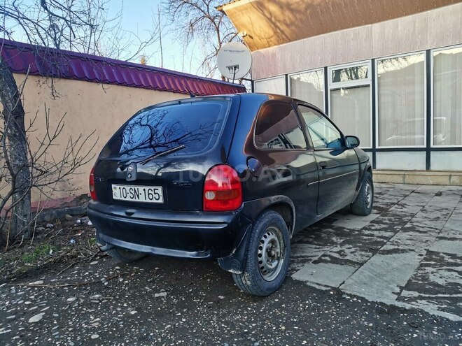Opel Corsa 1994, 366,600 km - 1.4 l - Qusar