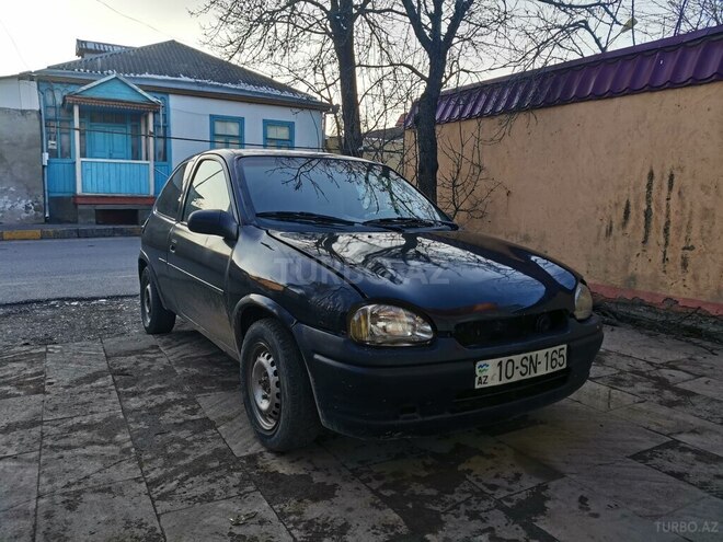 Opel Corsa 1994, 366,600 km - 1.4 l - Qusar