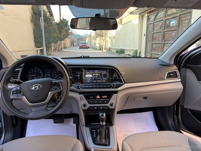 Hyundai Elantra 2017, 173,239 km - 2.0 л - Bakı