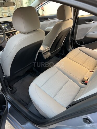 Hyundai Elantra 2017, 173,239 km - 2.0 л - Bakı