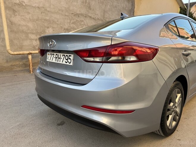 Hyundai Elantra 2017, 173,239 km - 2.0 л - Bakı