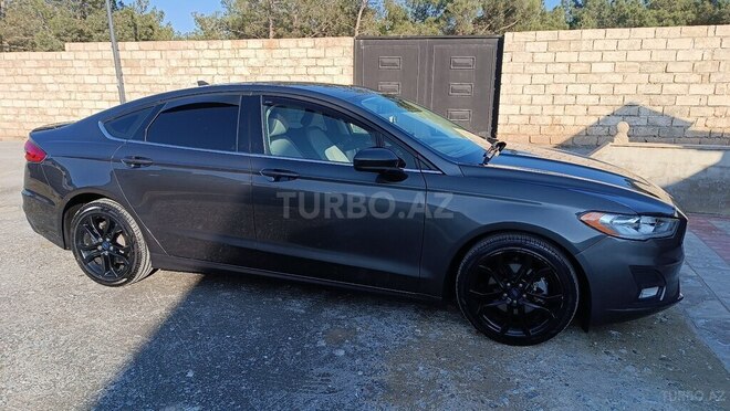 Ford Fusion 2019, 132,000 km - 1.5 л - Bakı