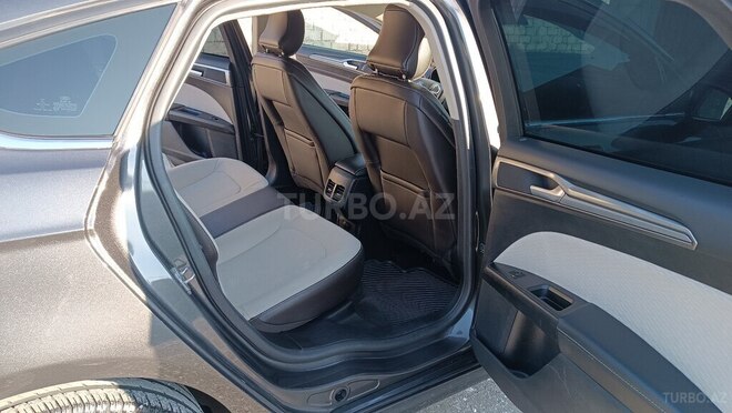 Ford Fusion 2019, 132,000 km - 1.5 л - Bakı
