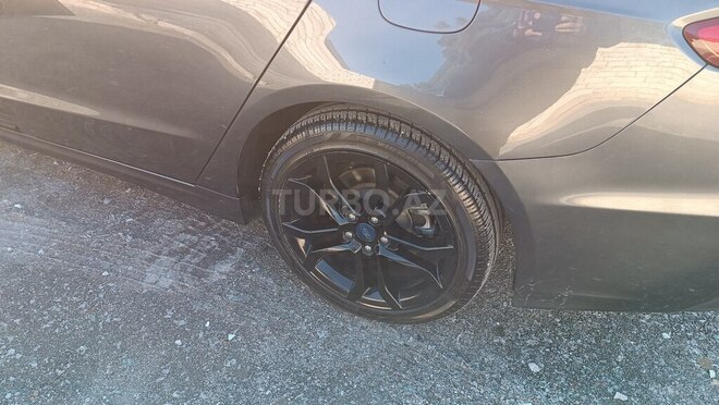 Ford Fusion 2019, 132,000 km - 1.5 л - Bakı