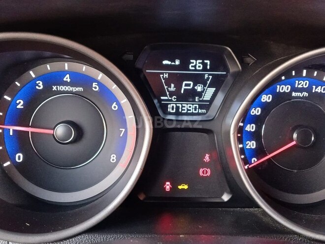 Hyundai Elantra 2014, 107,000 km - 1.8 л - Bakı