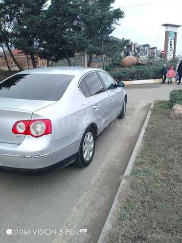 Volkswagen Passat 2006, 418,500 km - 2.0 л - Bakı