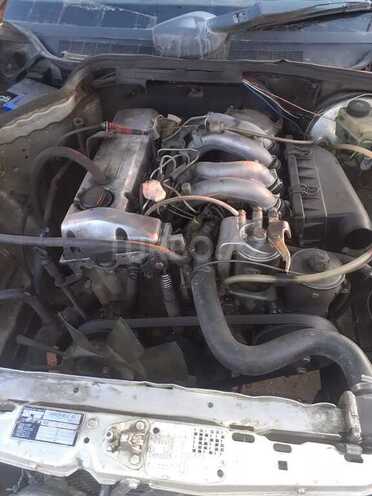 Mercedes 190 1986, 239,000 km - 2.0 l - Gəncə