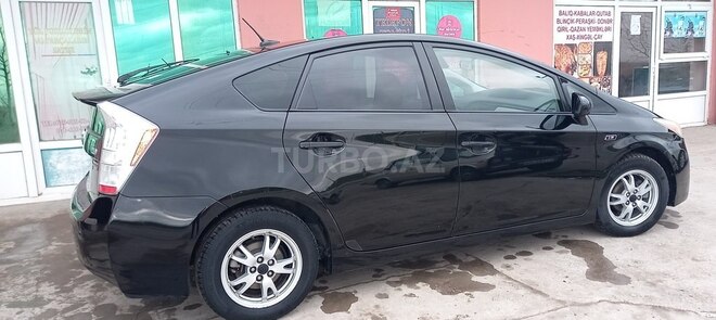 Toyota Prius 2010, 250,000 km - 1.8 л - Bakı