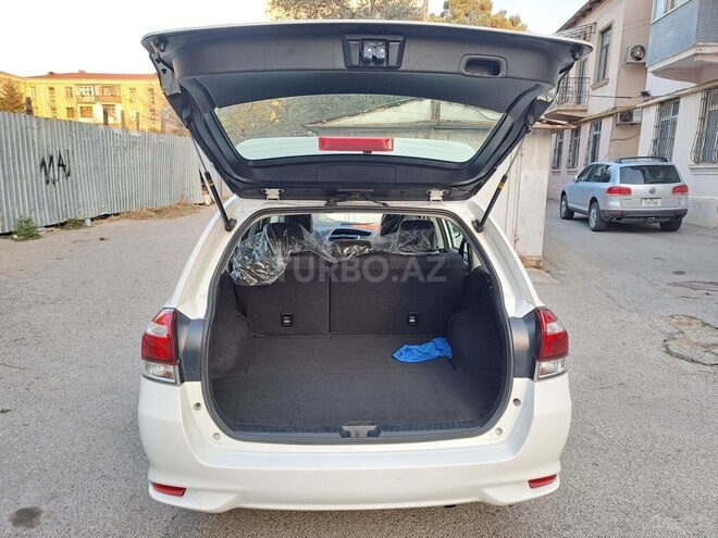 Toyota Corolla 2018, 207,000 km - 1.5 l - Bakı