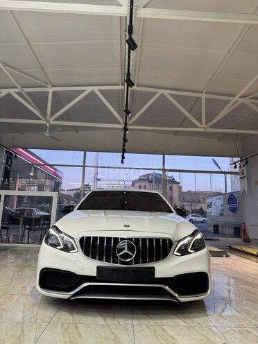 Mercedes E 350 2011, 270,000 km - 3.5 l - Bakı