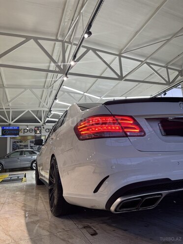 Mercedes E 350 2011, 270,000 km - 3.5 l - Bakı