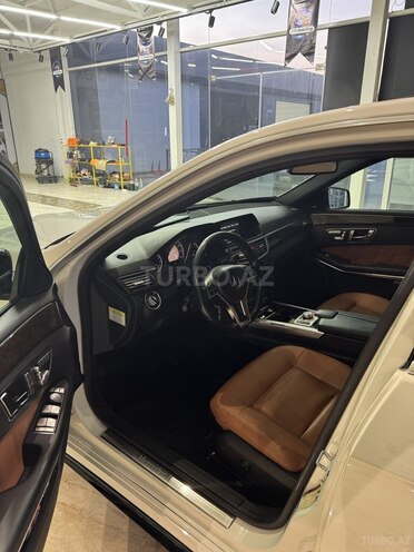 Mercedes E 350 2011, 270,000 km - 3.5 l - Bakı