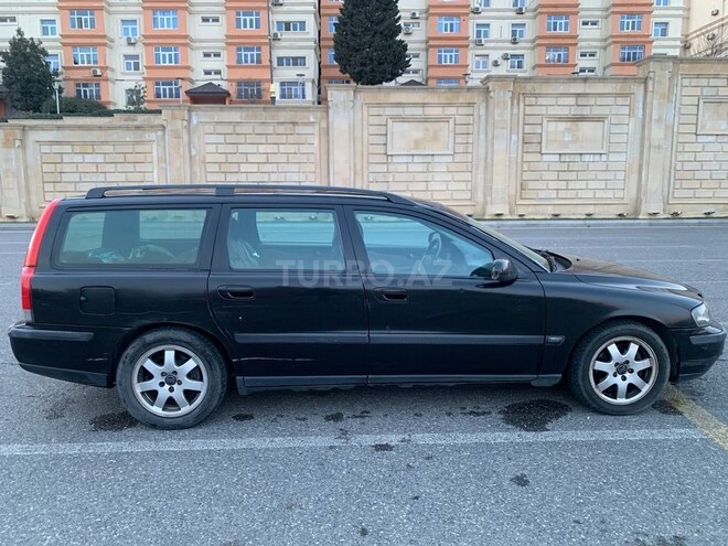 Volvo  2002, 280,000 km - 2.5 l - Bakı