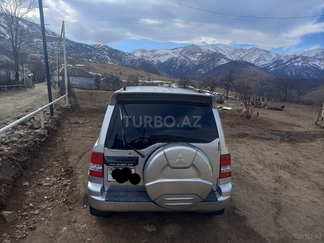 Mitsubishi Pajero io 2000, 203,000 km - 1.8 l - Gədəbəy