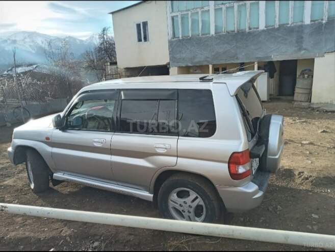 Mitsubishi Pajero io 2000, 203,000 km - 1.8 l - Gədəbəy