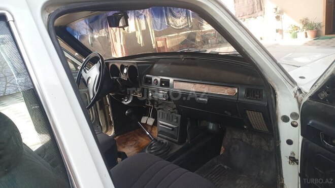 GAZ 24-10 1991, 358,000 km - 2.4 l - Qazax