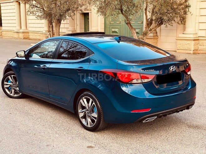 Hyundai Elantra 2015, 97,543 km - 1.8 l - Bakı