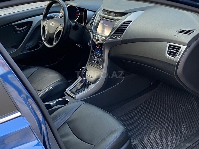Hyundai Elantra 2015, 97,543 km - 1.8 l - Bakı