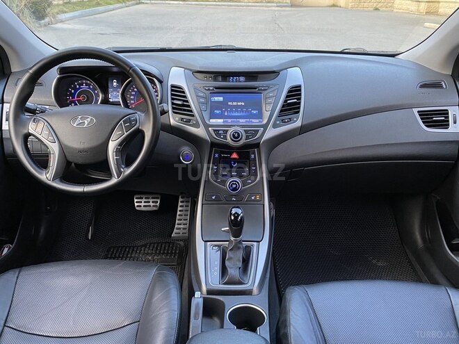 Hyundai Elantra 2015, 97,543 km - 1.8 l - Bakı