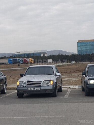 Mercedes E 220 1995, 440,665 km - 2.2 l - Bakı
