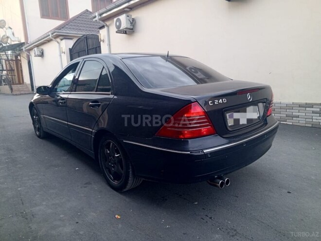 Mercedes C 240 2001, 201,781 km - 2.4 л - Zaqatala