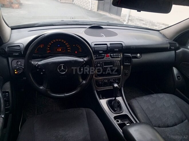 Mercedes C 240 2001, 201,781 km - 2.4 л - Zaqatala