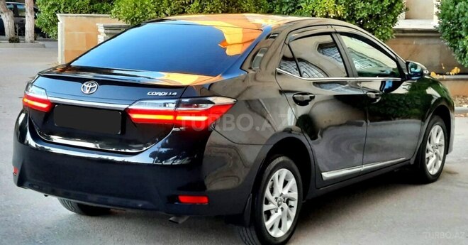 Toyota Corolla 2018, 65,000 km - 1.6 l - Bakı