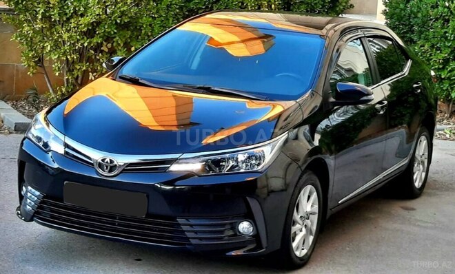 Toyota Corolla 2018, 65,000 km - 1.6 l - Bakı