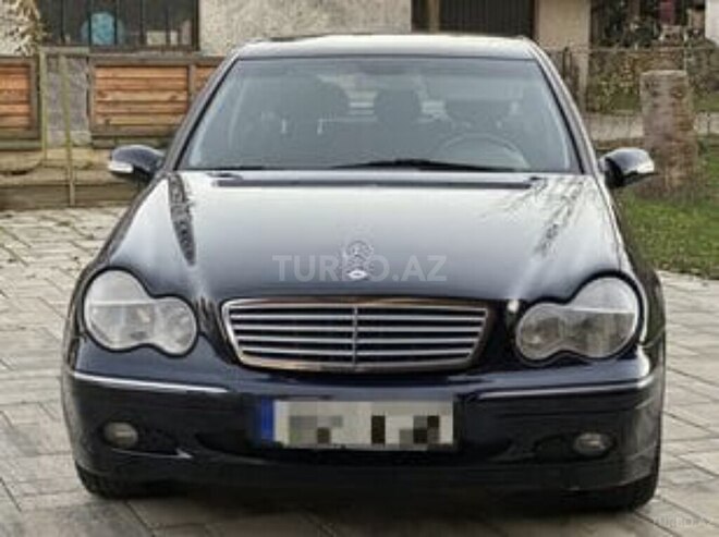 Mercedes C 240 2001, 213,467 km - 2.6 л - Zaqatala